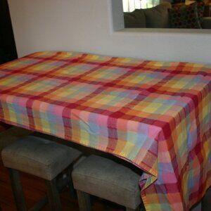 Indian Cotton Pinks & Reds Checked 70” x 54” Table Cloth B-238